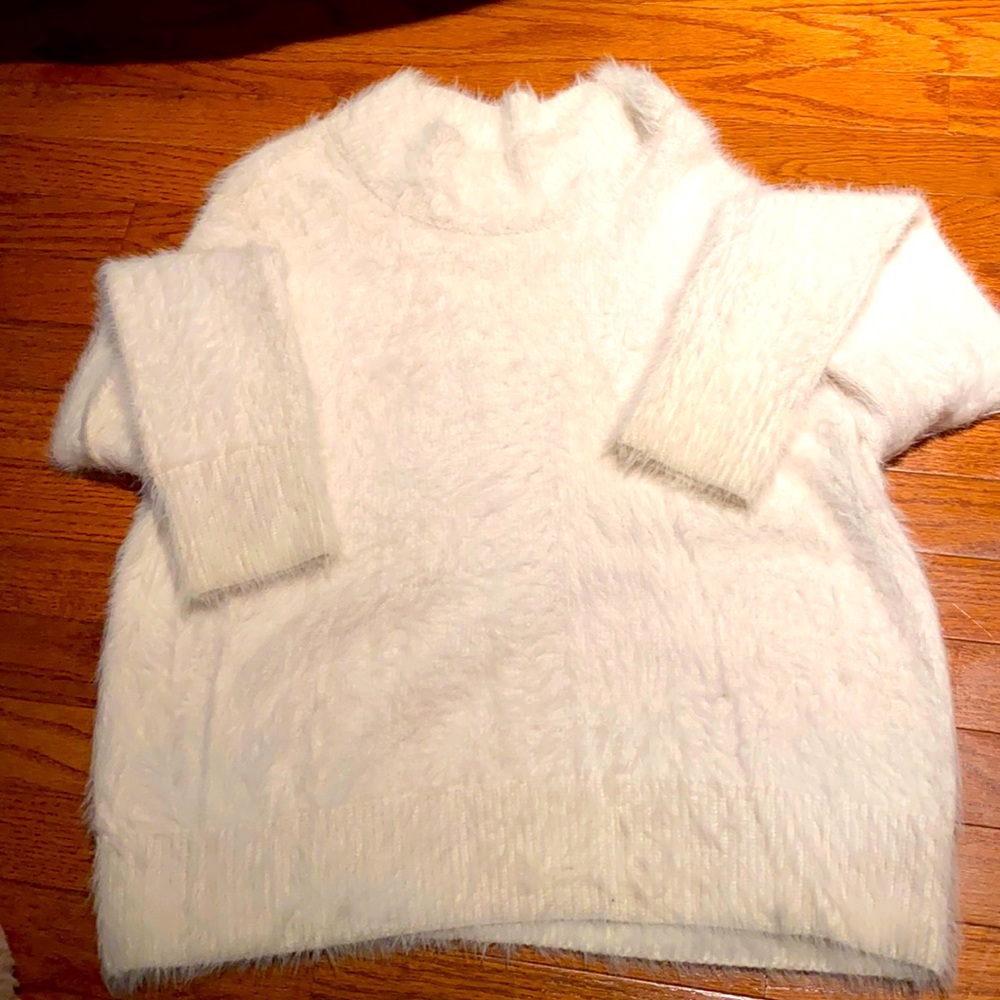 Loft White Cow-neck Sweater L